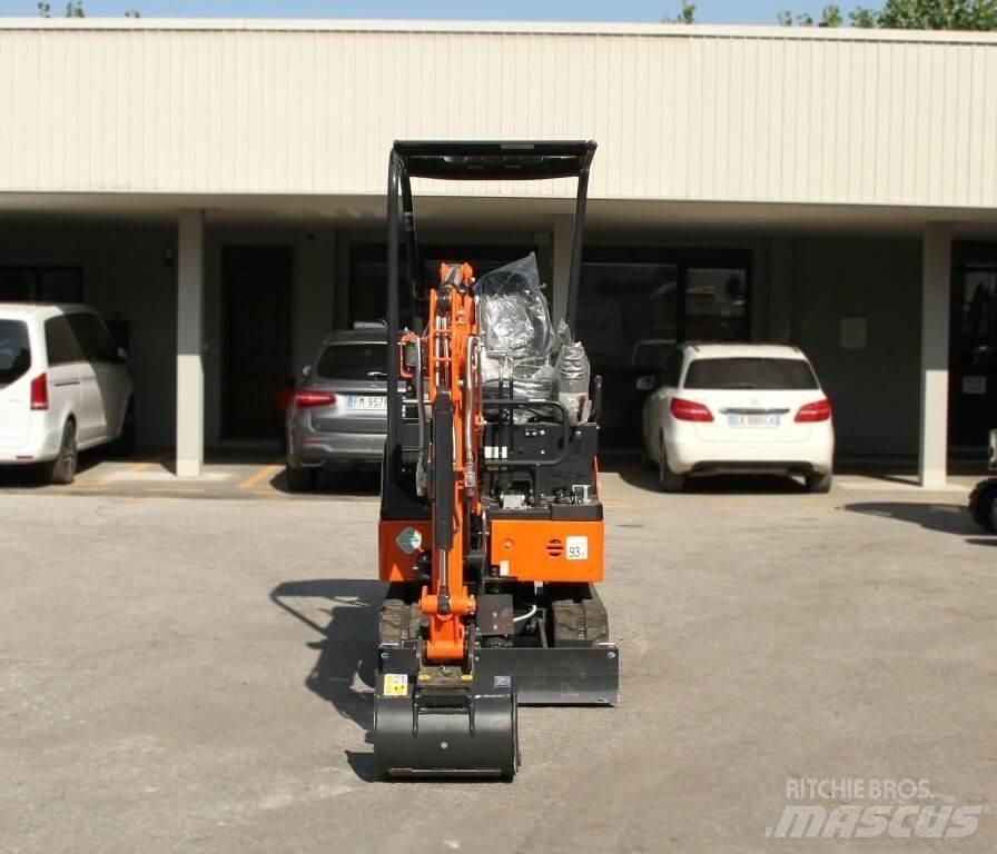 Hitachi ZX17U-6 YR Mini ekskavatörler, 7 tona dek