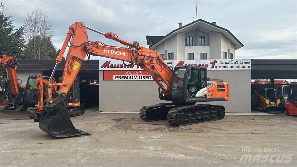 Hitachi ZX210LCN-5B Paletli ekskavatörler