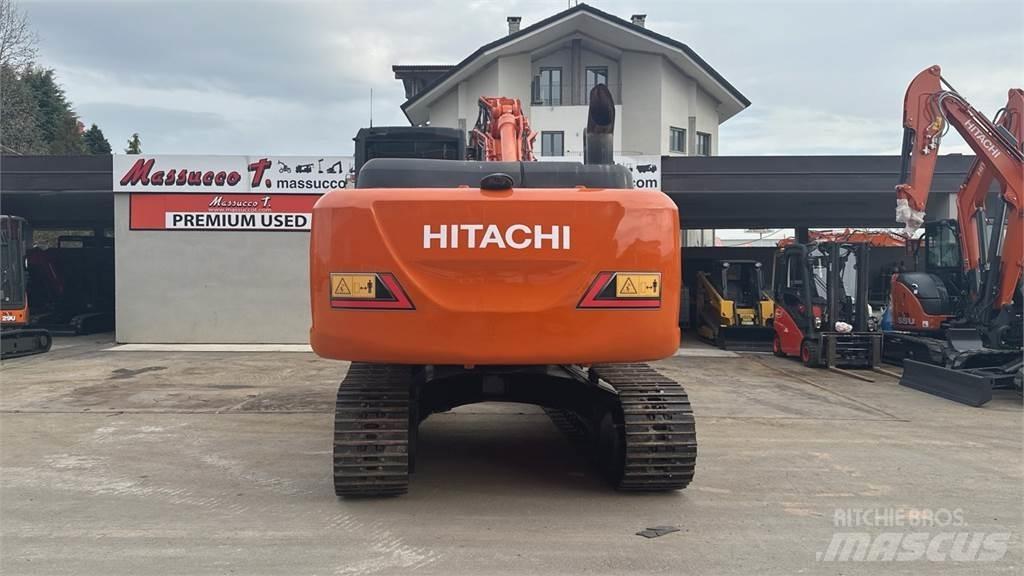 Hitachi ZX210LCN-5B Paletli ekskavatörler