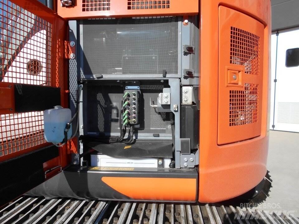 Hitachi ZX225-US6 Paletli ekskavatörler