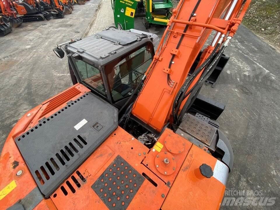 Hitachi ZX225 USBLC Paletli ekskavatörler