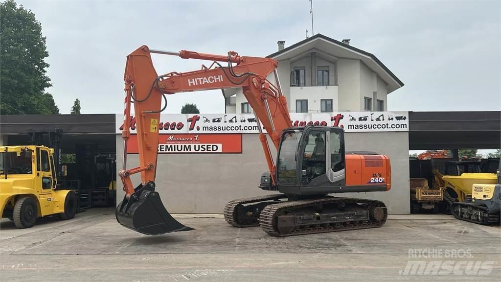 Hitachi ZX240N-3 Paletli ekskavatörler