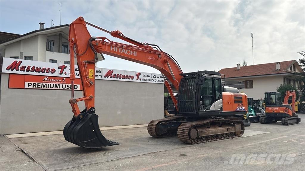 Hitachi ZX240N-6 Paletli ekskavatörler