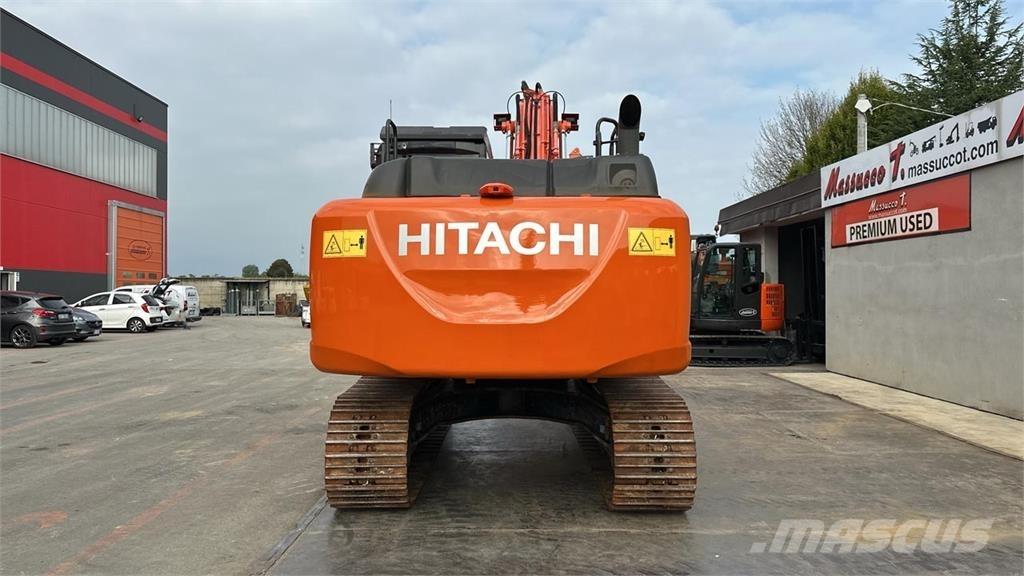 Hitachi ZX240N-6 Paletli ekskavatörler