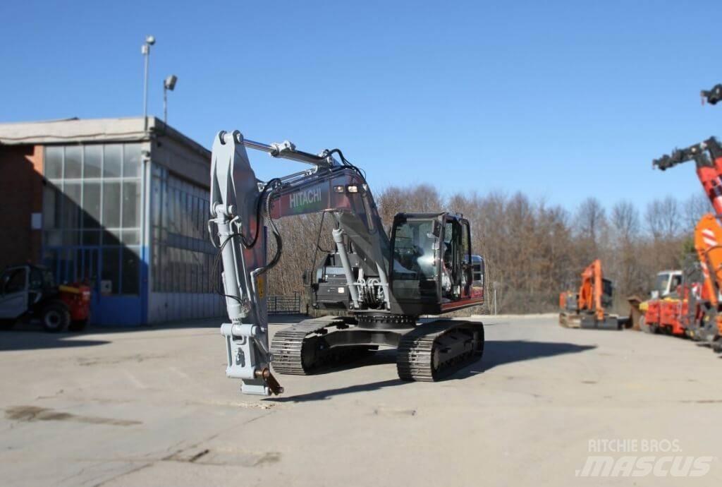 Hitachi ZX250LCN-6 Ekskavatörler
