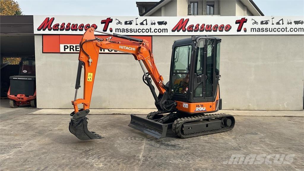 Hitachi ZX29U-3 CLR Mini ekskavatörler, 7 tona dek