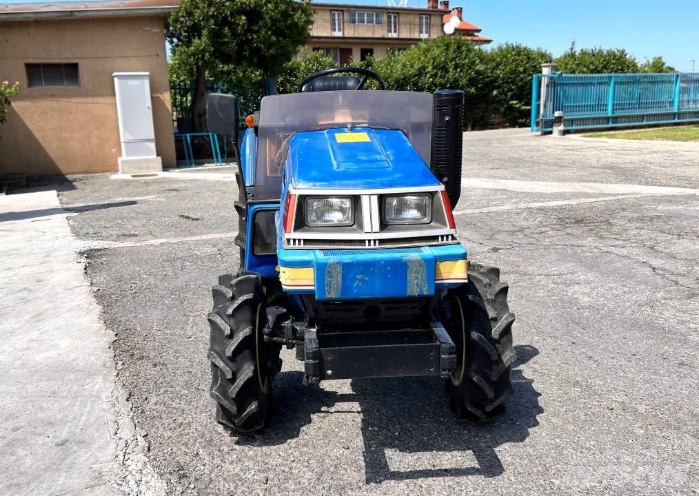 Iseki TU170F 4x4 Kar küreme biçaklari