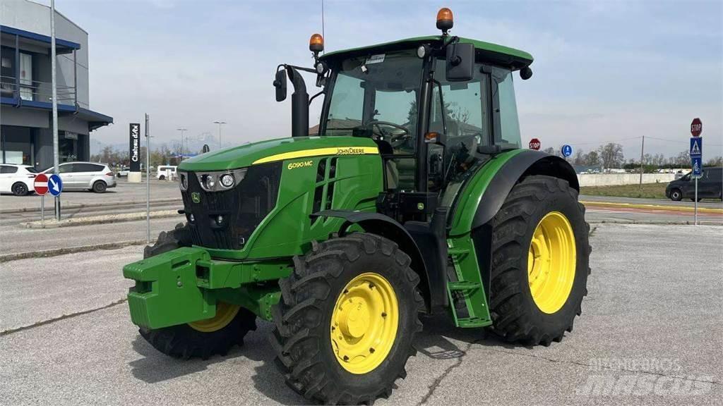 John Deere 6090MC 4X4 Kar küreme biçaklari