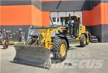 John Deere 622 GP 6X6 Paletli dozerler