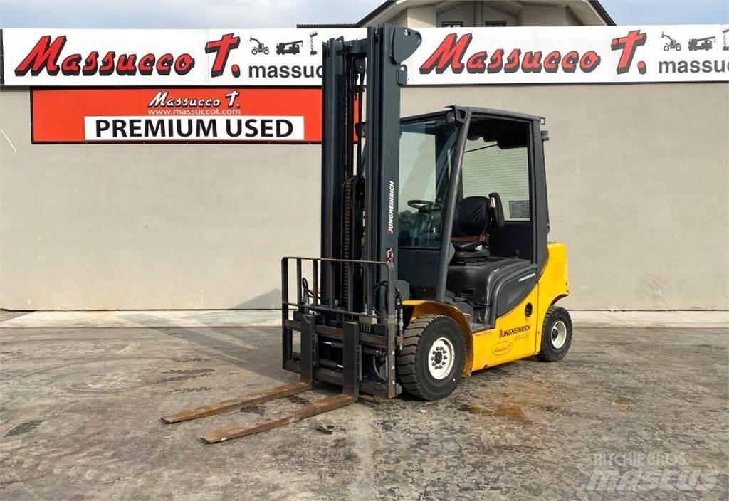 Jungheinrich DFG425s Dizel forkliftler