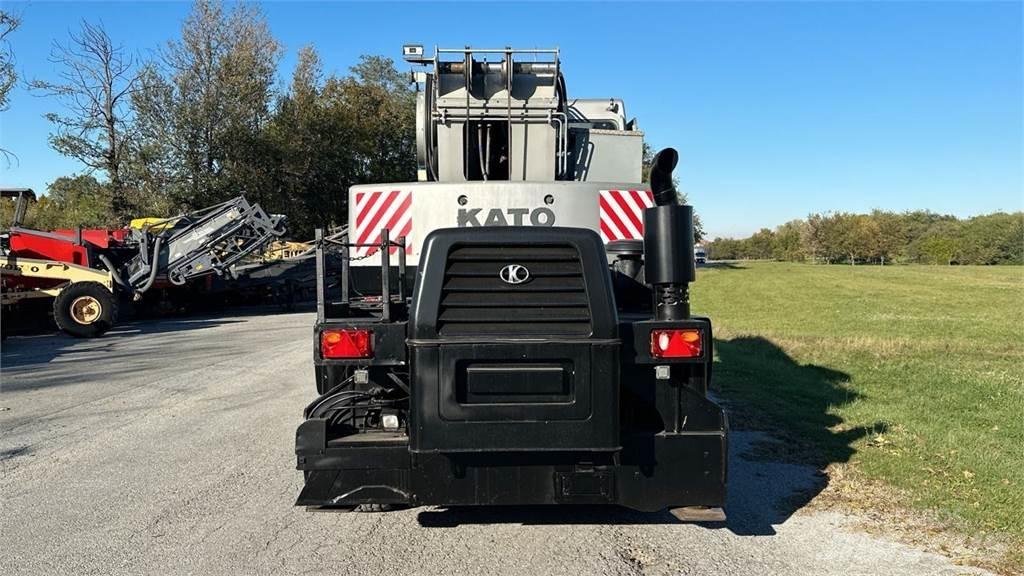 Kato KR 22H-11 4x4 Yol-Arazi Tipi Vinçler (AT)