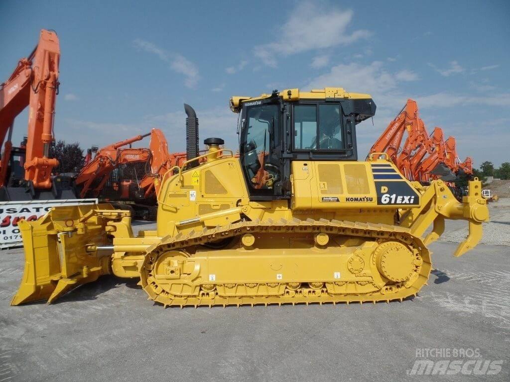 Komatsu D61 EXi Paletli dozerler