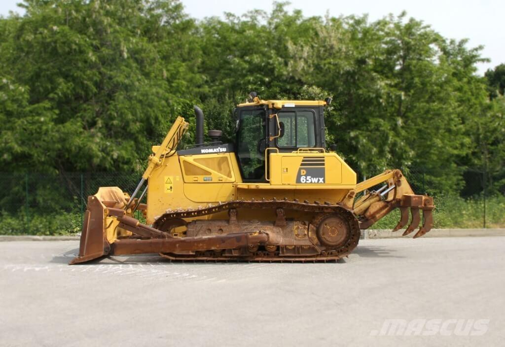 Komatsu D65WX-16 Paletli dozerler