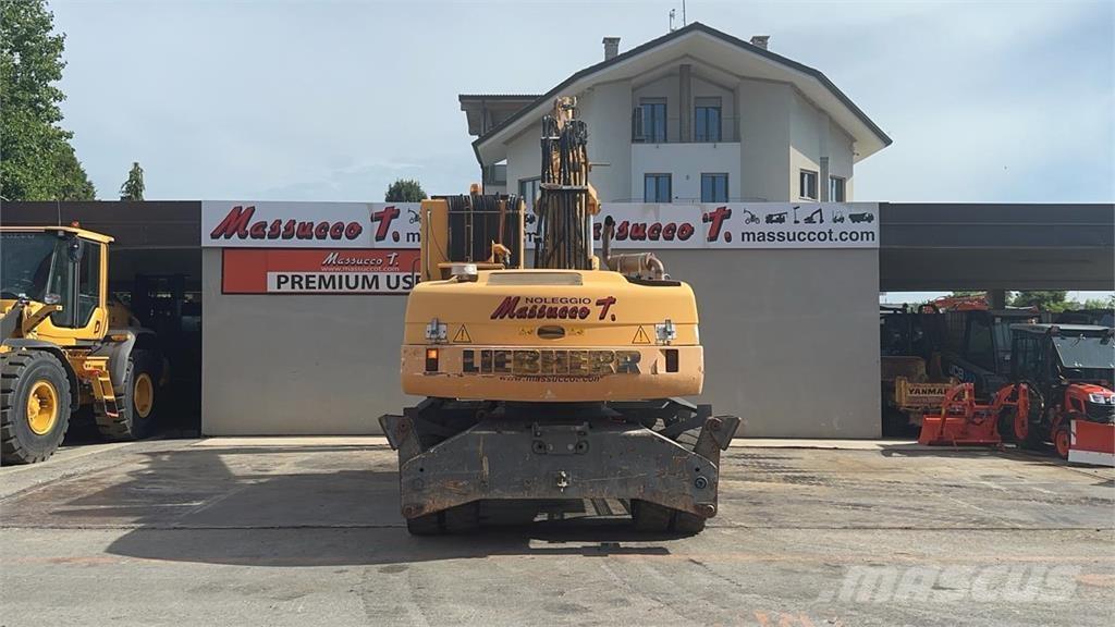 Liebherr A316 Lastik tekerli ekskavatörler