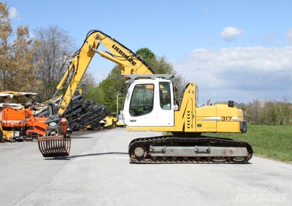 Liebherr R317 Litronic Lastik tekerli ekskavatörler