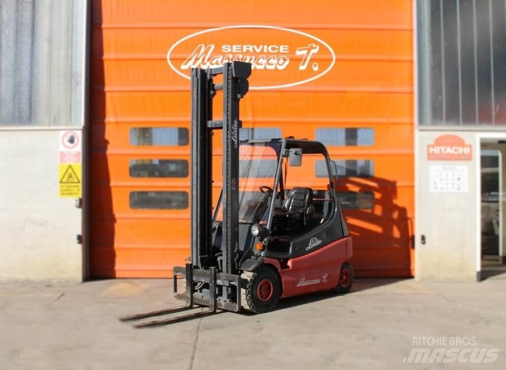 Linde E25-01 Elektrikli forkliftler