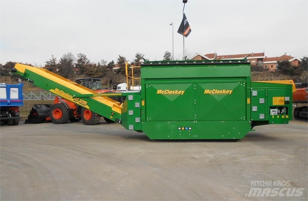 McCloskey 123 Çöp ayiklama ekipmanlari