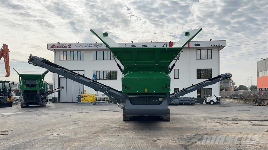 McCloskey R155 Çöp ayiklama ekipmanlari