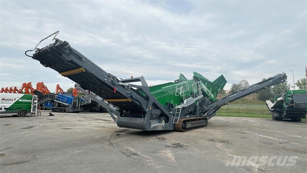 McCloskey R230 Çöp ayiklama ekipmanlari