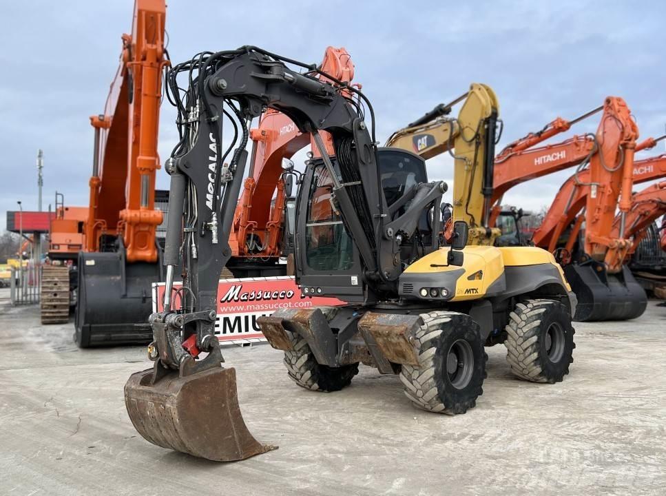 Mecalac 12 MTX Lastik tekerli ekskavatörler