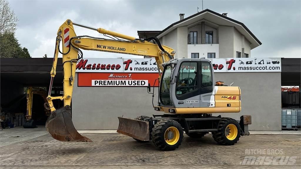 New Holland MH 4.6 Lastik tekerli ekskavatörler