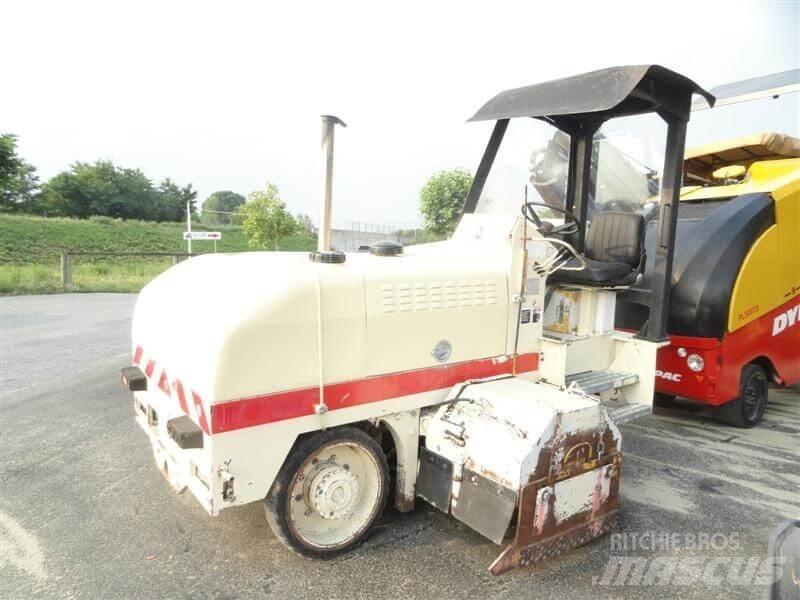 Roadtec RX-10 123 Asfalt sericiler