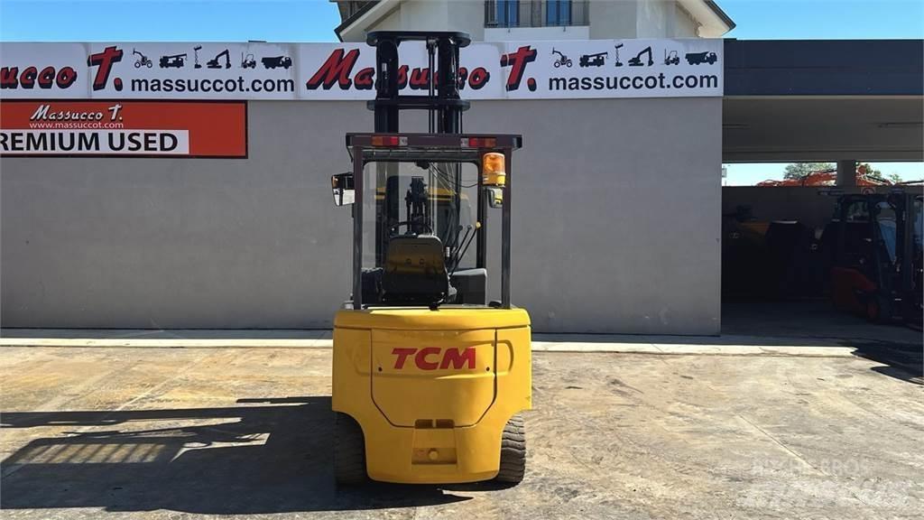 TCM FB30-7V Elektrikli forkliftler