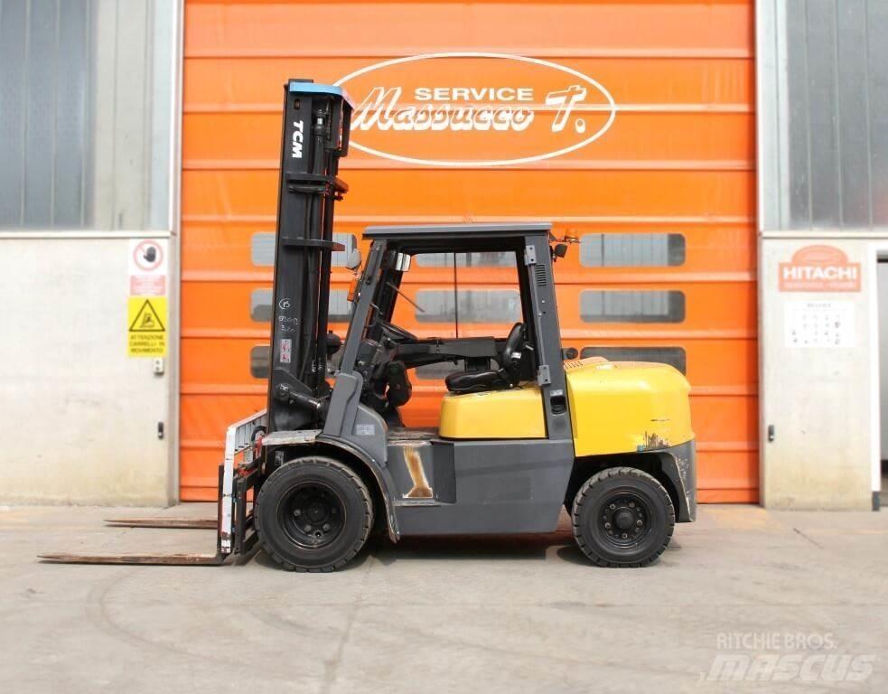 TCM FD40T2 Dizel forkliftler