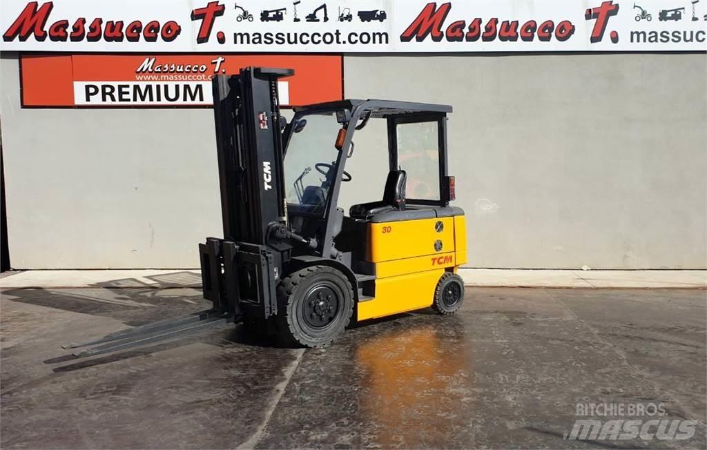 TCM FHB 30-6 Elektrikli forkliftler