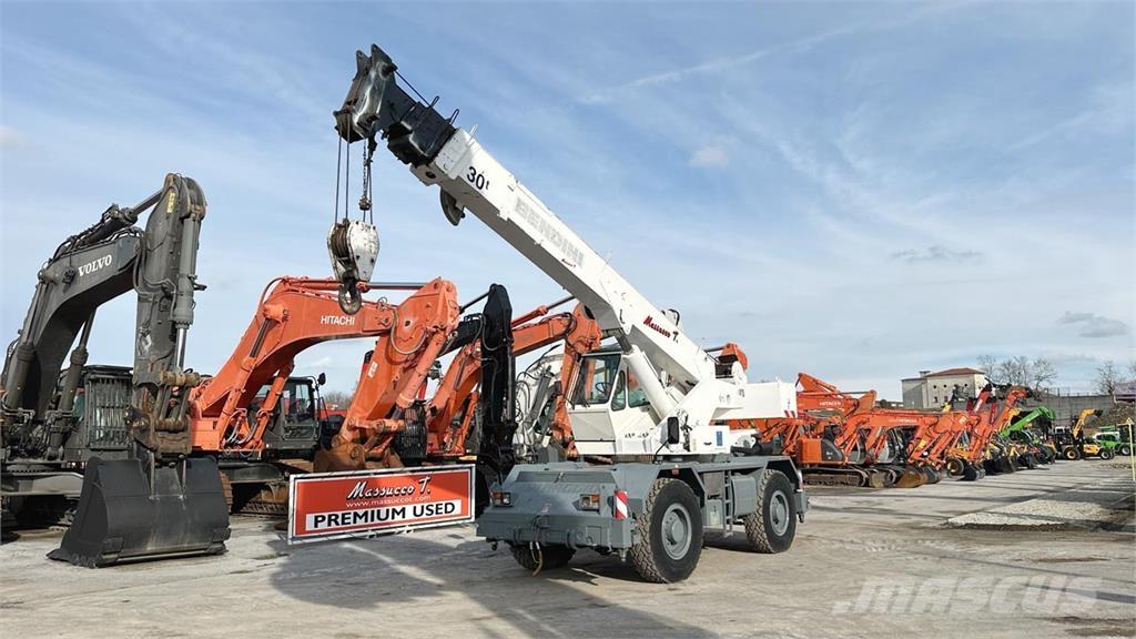 Terex A300 4x4 Yol-Arazi Tipi Vinçler (AT)