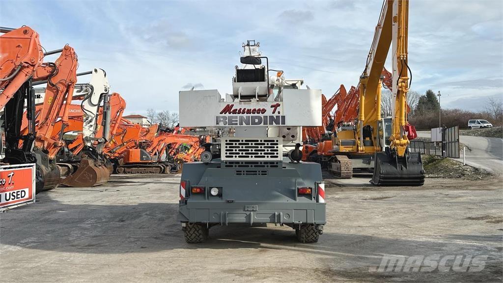 Terex A300 4x4 Yol-Arazi Tipi Vinçler (AT)
