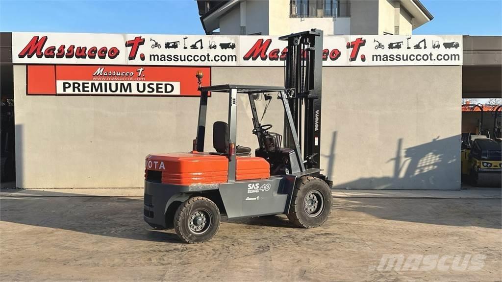 Toyota 02-5FD40 Dizel forkliftler