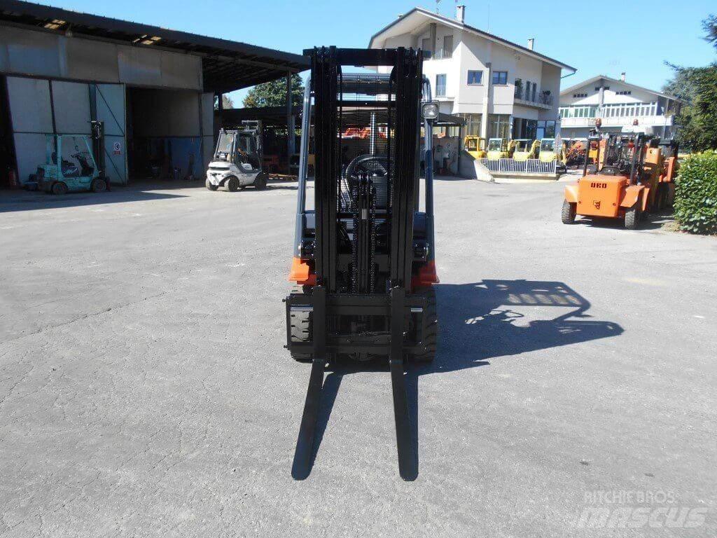 Toyota 02-7FDF18 Dizel forkliftler