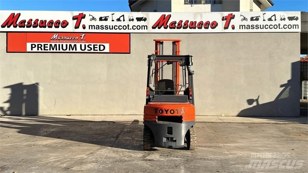 Toyota 025FDF25 Dizel forkliftler