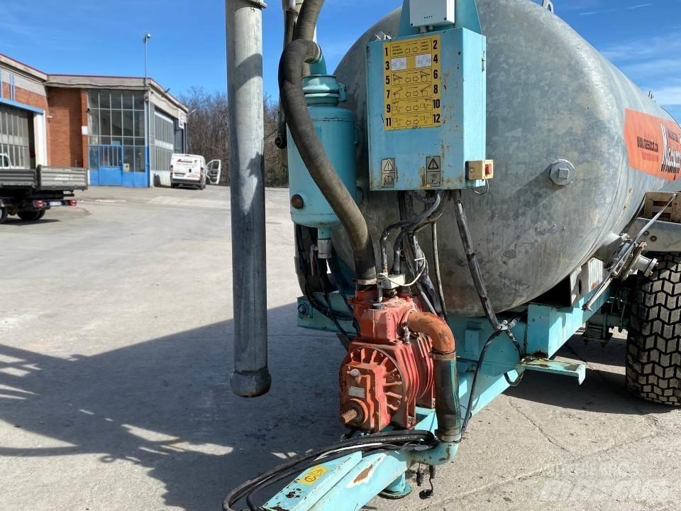 Vaia MB 141 Tankerli kamyonlar