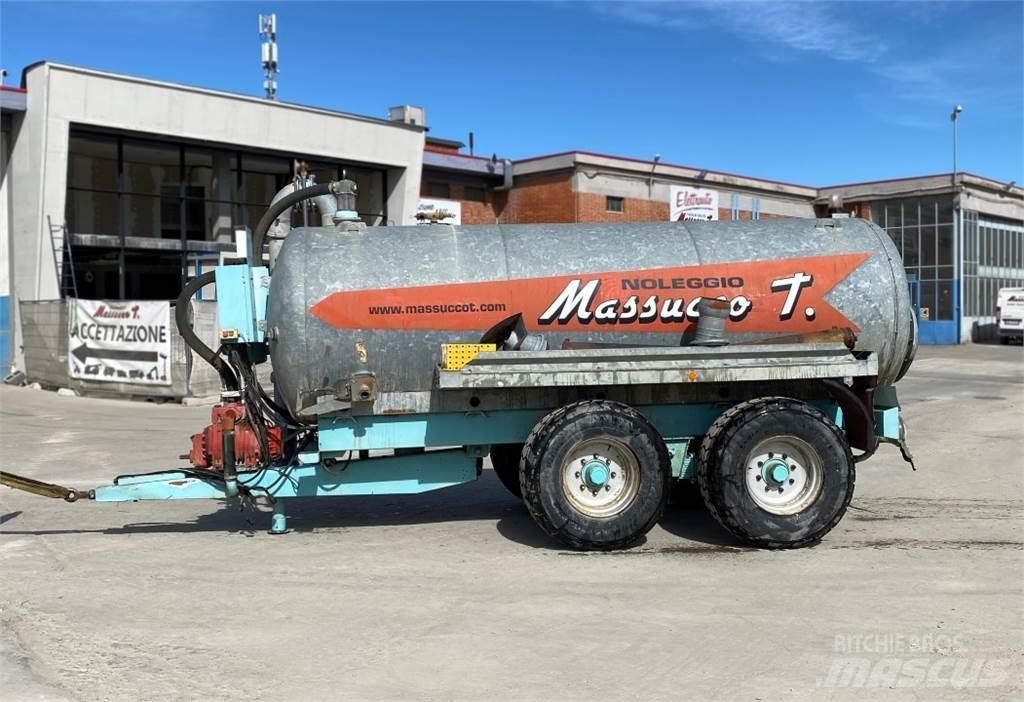 Vaia MB 141 Tankerli kamyonlar