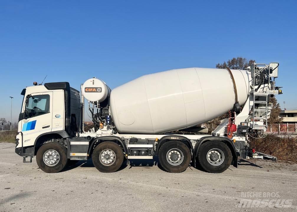 Volvo FMX 13 8x4 Transmikserler