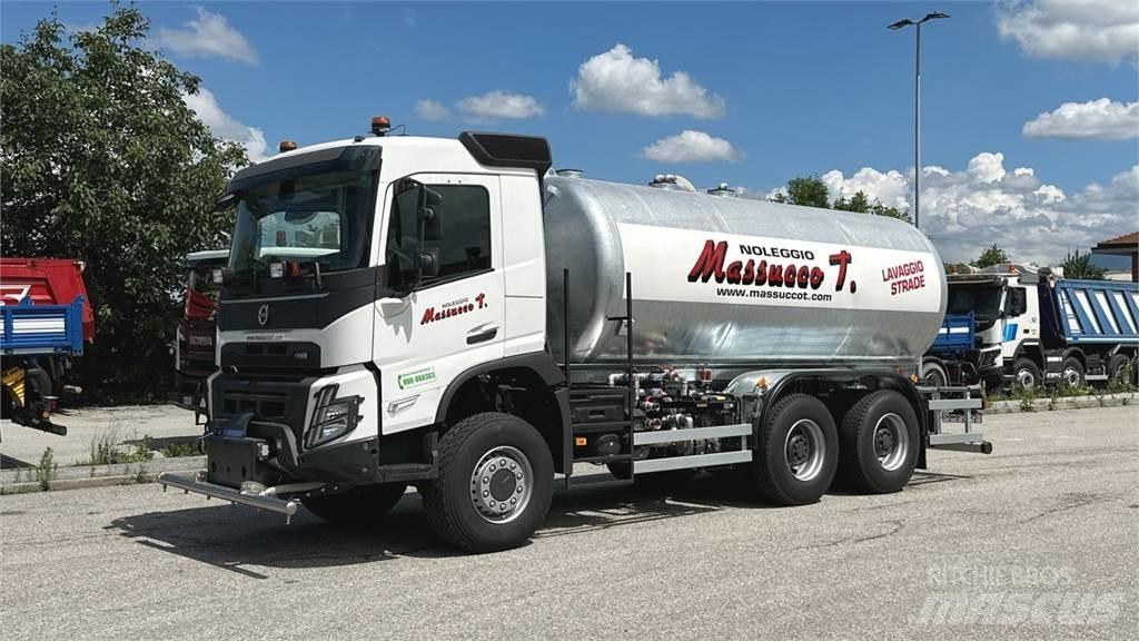 Volvo FMX 6X6 Tankerli kamyonlar