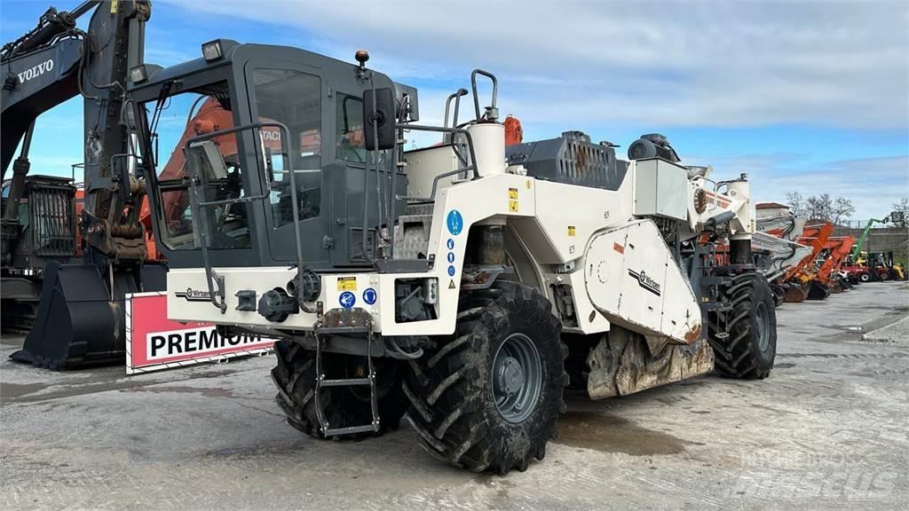 Wirtgen WR2000 Diger kamyonlar