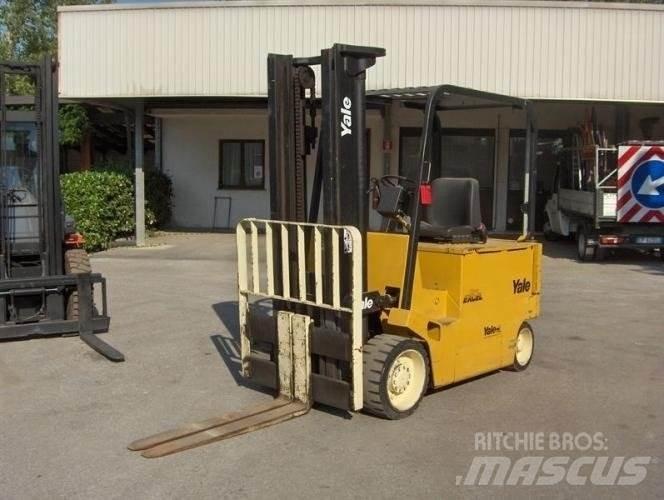 Yale ERC40-AKE Elektrikli forkliftler