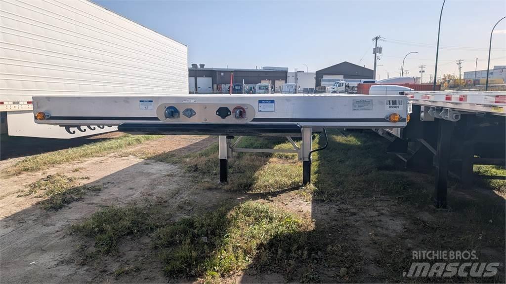 East Mfg Beast Flatbed römorklar
