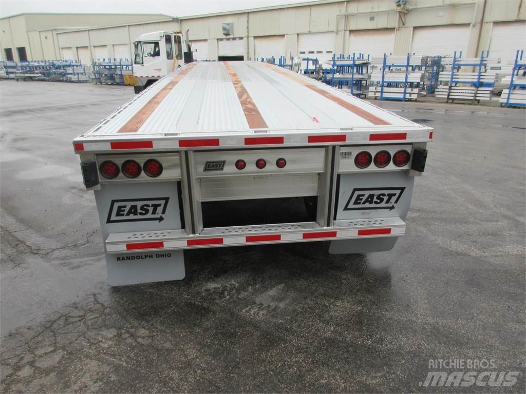 East Mfg Beast Flatbed römorklar
