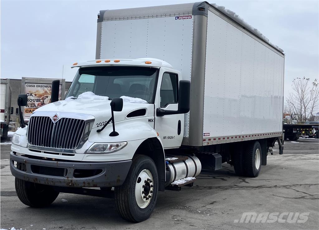 International MV Kapali kasa kamyonlar