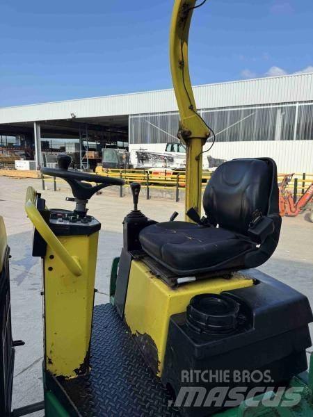 Ammann AV 26 Zemin sıkıştırma makineleri