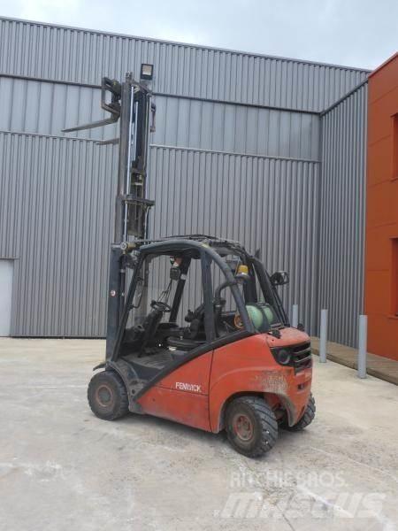 Fenwick H25T Diger