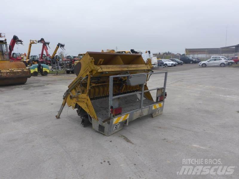  GRAVILLONEUR 999 Diger