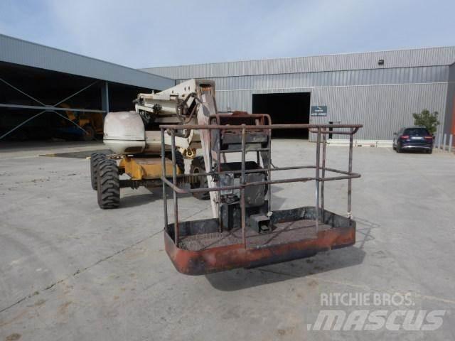 Manitou 160 ATJ Körüklü personel platformları