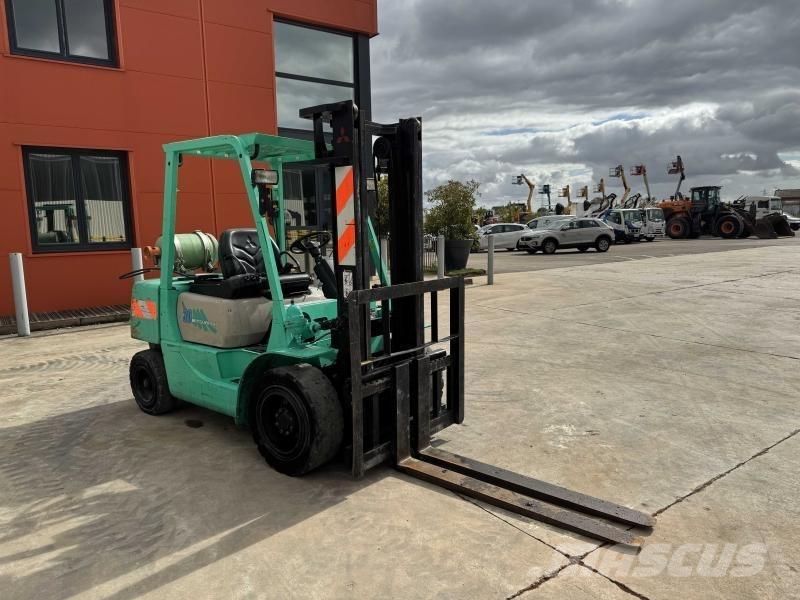 Mitsubishi FG30 Diger