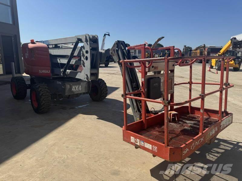 SkyJack SJ46AJ Körüklü personel platformları