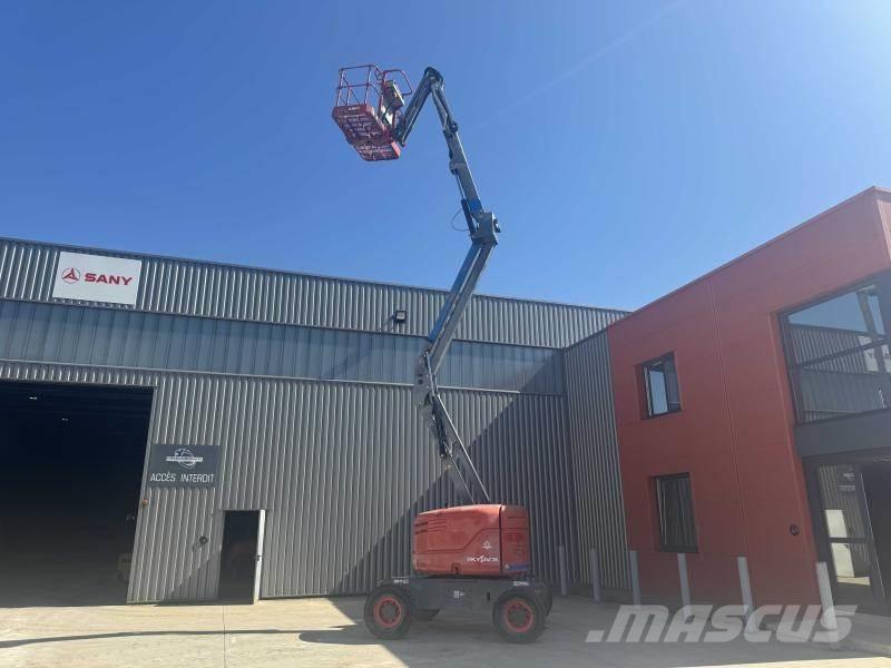 SkyJack SJ46AJ Körüklü personel platformları